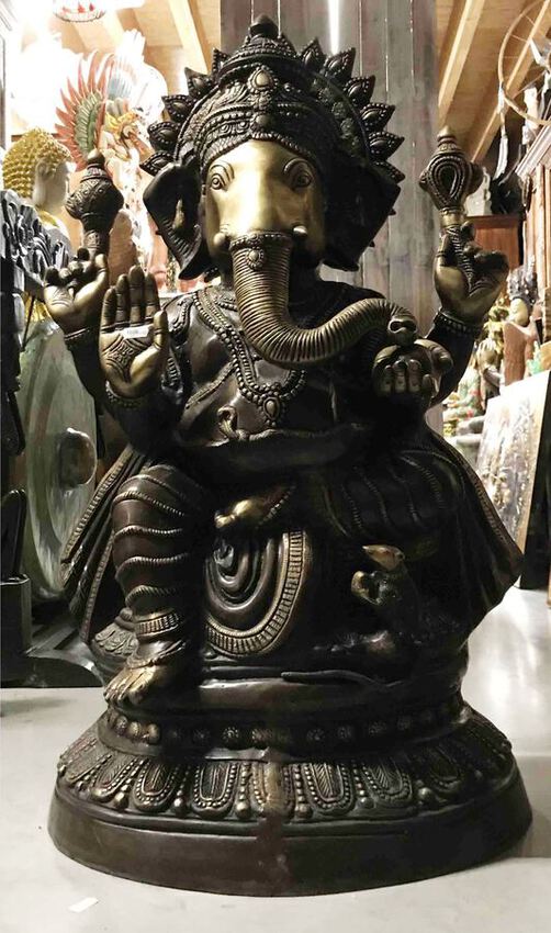 Grande statue de Ganesh debout en bronze