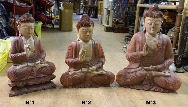 statue de bouddha assis en bois de suar