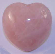 petite coeur en quartz rose pour feng shui