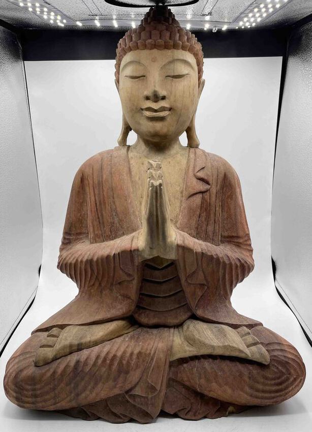 Statue de Bouddha assis en bois de 2 couleurs