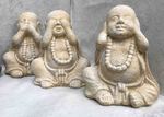 Allégorie des 3 singes par des statues de Bouddha en pierre de lave