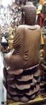 grande statue de Bouddha assis en bois