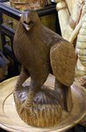 grande statue aigle en bois - aigle sculpté en bois