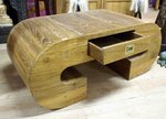 petite table basse en bois arrondie
