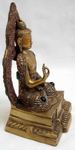 Statue de Bouddha adossé à une stèle incrustée de pierres semi-précieuses