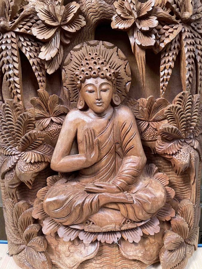 Cadre en bois sculpté de Bouddha - H: 48 cm