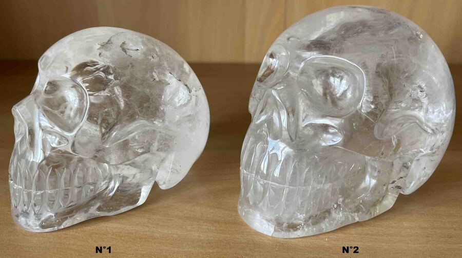 Gros crâne en cristal de roche - H: 8 ou 9 cm