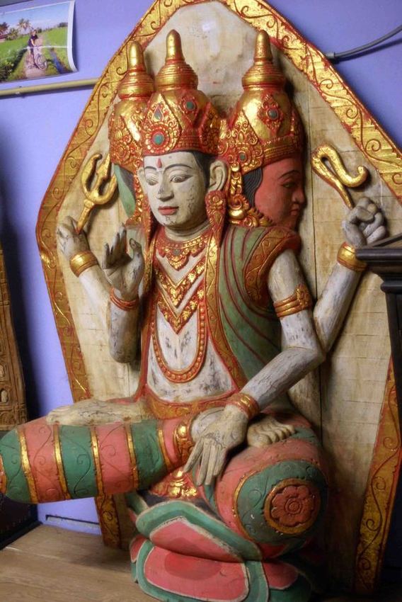 Grand panneau &agrave; poser avec un Bouddha &agrave; 3 t&ecirc;tes peint assis