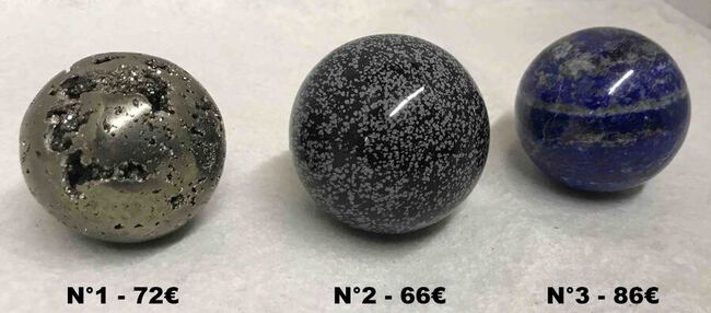 Sphère en pierre de pyrite, obsidienne neige et lapis lazuli