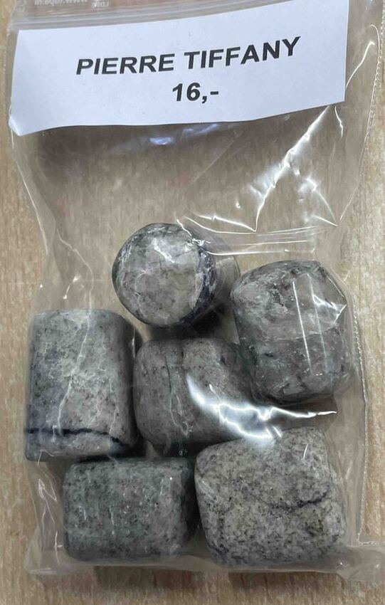 Tiffany stone en pierre roul&eacute;e au poids