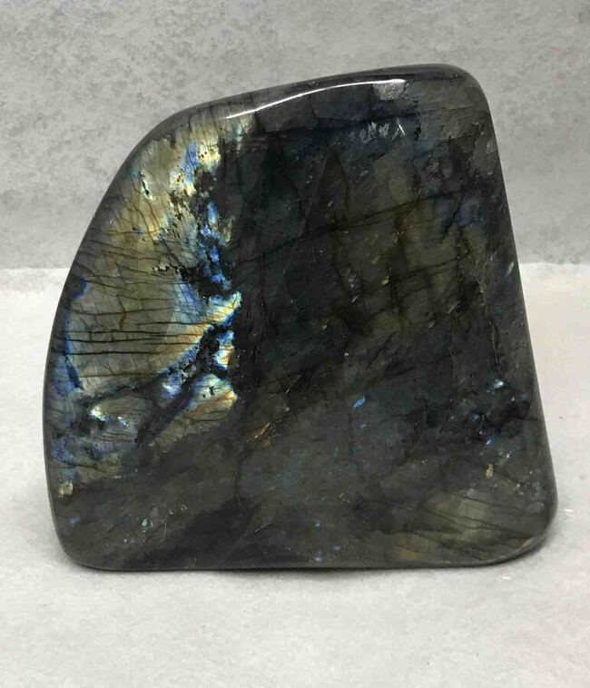 Grosse pierre de Labradorite bleu de Madagascar à poser