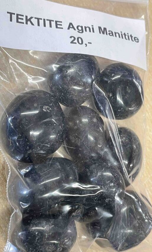 Tectite pierre roul&eacute;e ou brute au poids