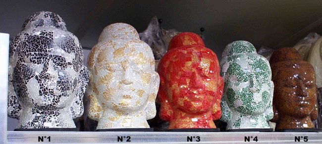 lampe d'ambiance en mosa&iuml;que de verre en t&ecirc;te de bouddha