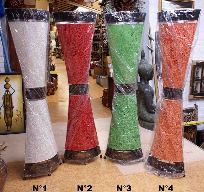 grande lampe en mosaïque de verre et fer forgé