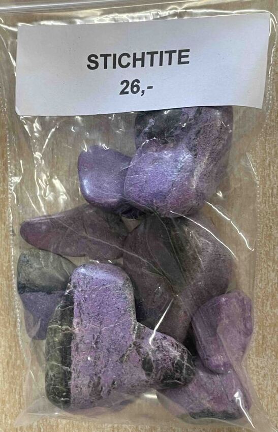 Stichtite en pierre roul&eacute;e au poids