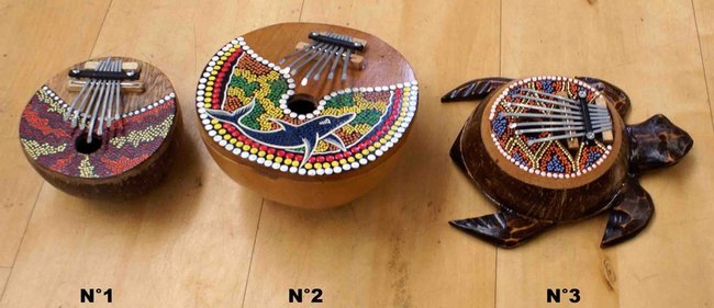 piano à doigt ou kalimba en bois de coco