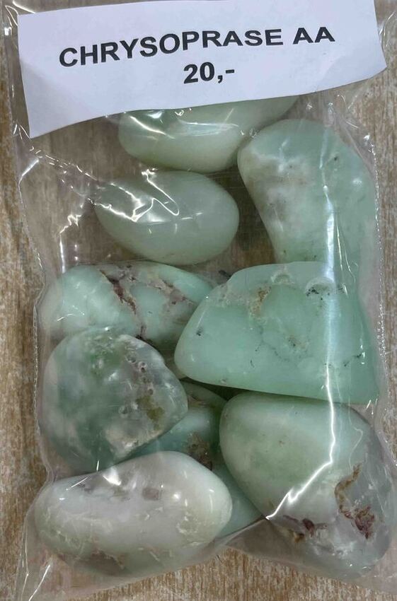 Chrysoprase AA en pierre roul&eacute;e au poids