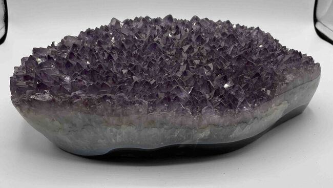 G&eacute;ode d'am&eacute;thyste plate du Br&eacute;sil