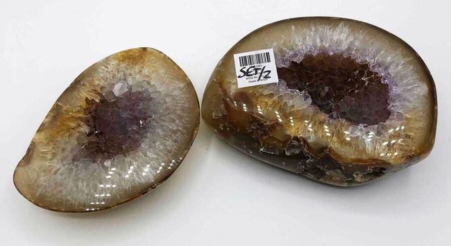 G&eacute;ode agate ouverte