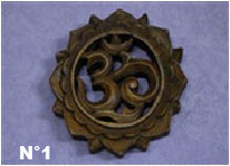 aum en bois pour d&eacute;coration feng shui