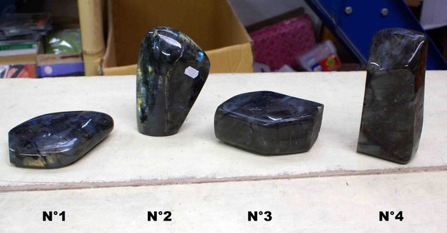 min&eacute;raux labradorite