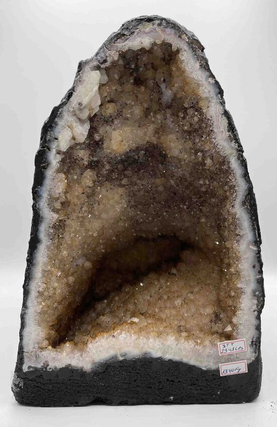 G&eacute;ode creuse de citrine brut