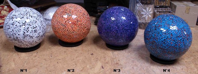 grande lampe boule en mosaïque de verre