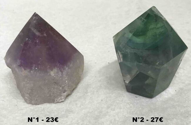 Petite pointe d'Am&eacute;thyste et de Fluorite verte