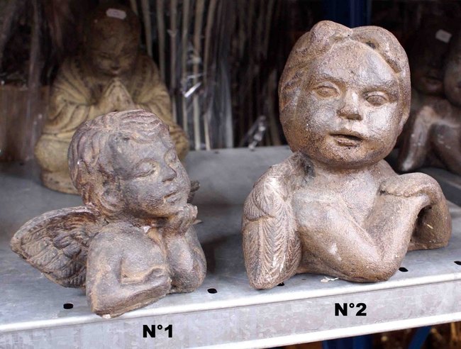 petite statue d'ange en pierre &agrave; poser