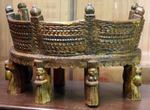 Ancien autel ou reliquaire en bois peint sculpté et ciselé