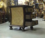 petit meuble de rangement en bois à tiroir