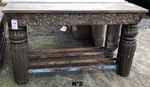 Grand meuble console en vieux bois de teck sculpté et peint