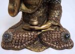 Statue de Bouddha assis en bronze décorée de pierres semi-précieuses