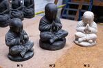 Petites statues de Bouddha assis en pierre de lave deco int&eacute;rieur ou ext&eacute;rieur