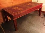 Grande table basse en bois peinte de Ganesh