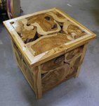 petite table basse carrée en bois