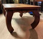 Grande table basse de style opium en bois d'acacia