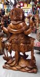 Statue de Ganesh finement cisel&eacute;e en bois de suar par un artisan de renom