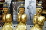 visage de déesse à genoux en prière en bois et or fin