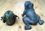 Statue d'une tête de bélier ou de grenouille en bronze
