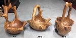 Corbeille sculpté en racine de teck avec anse