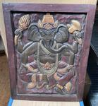 Cadre sculpté de Ganesh en bois peint