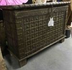 Grand coffre ou malle en bois