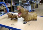 petite statue de hippopotame en bois
