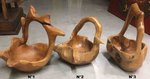 Petite corbeille sculpté en racine de teck avec anse