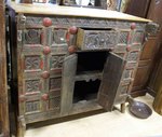ancien meuble ou coffre de mariage en bois