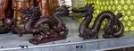 figurine de dragon en résine. statue dragon en resine